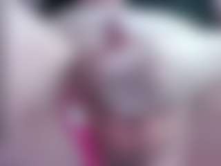 Live cam show with TrixieVibeQueen - Green Eyes on Camsoda