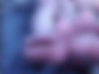 Live cam show with TrixieVibeQueen - No Smoking on Mixed Magazine Live