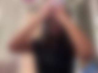 Live cam show with Nelly - Smoking on Cam Slut