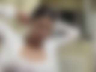 Live cam show with Nelly - Brown Eyes on chickslive.net