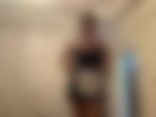 Live cam show with Nelly - MILF Teen (18+) on TottyGirls