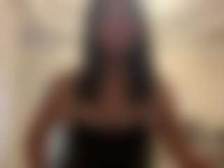 Live cam show with Nelly - College MILF on Camiplay Live