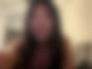 Live cam show with Nelly - Small Tits on Milfs Live