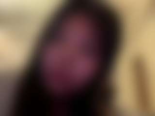 Live cam show with Nelly - Camel Toe on madthumbs