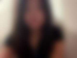 Live cam show with Nelly - Latina Petite on sexylive.show