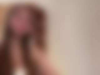 Live cam show with Katerina - Skinny on madthumbs