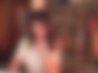 Live cam show with Hanna - Drinking on Strip Flash - Live Sex Shows