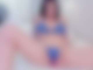 Live cam show with Annie-Soler - Natural on CamwithHer