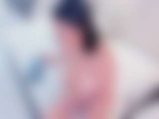 Live cam show with Annie-Soler - New Shaved Pussy on Dolls Live
