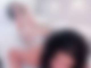 Live cam show with Annie-Soler - New Shaved Pussy on TeamSkeetLive