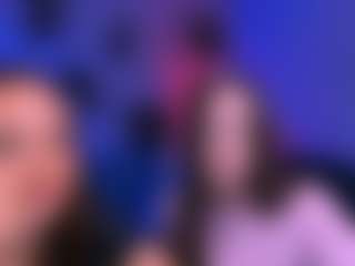 Live cam show with bella-dorn1 - Bedroom on Chatstar