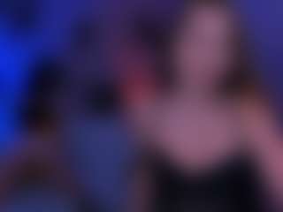Live cam show with bella-dorn1 - Skinny on Dare Cams