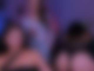 Live cam show with bella-dorn1 - Bedroom on Mixed Magazine Live