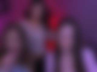 Live cam show with bella-dorn1 - Flashing on googirlz