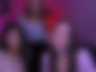Live cam show with bella-dorn1 - Fingering on Big Tits