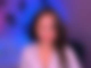 Live cam show with bella-dorn1 - Smoking on Fling VIP Chat