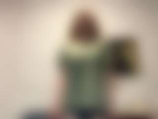 Live cam show with GeorgetteCasey - Average on Camming Site
