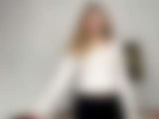 Live cam show with GeorgetteCasey - New Small Tits on Dolls Live