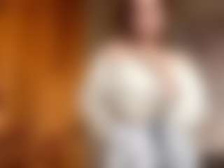 Live cam show with GiseleMemmer - BBW College on CSO-WL