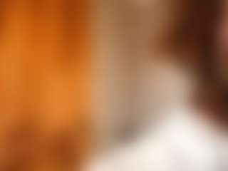 Live cam show with GiseleMemmer - Tease on Dolls Live