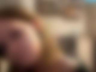 Live cam show with GiseleMemmer - Granny Dildo on Camming Site
