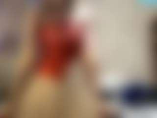 Live cam show with GiseleMemmer - Spank on AdultVida.com