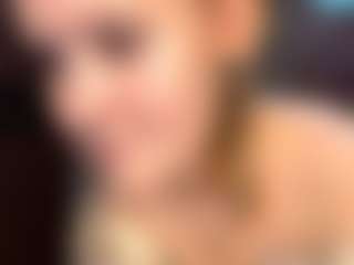 Live cam show with GiseleMemmer - New Shaved Pussy on liverealitysex.com