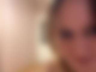 Live cam show with GiseleMemmer - College Mature on https://playwithruby.com
