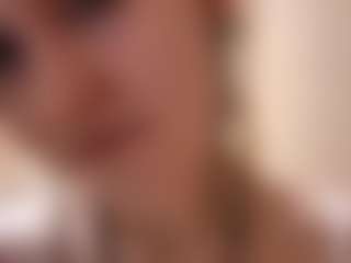 Live cam show with GiseleMemmer - Hairy Pussy on Hubzter Live