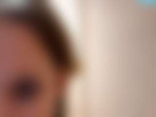 Live cam show with GiseleMemmer - Granny Blonde Hair on Chatstar