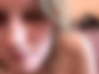 Live cam show with GiseleMemmer - Hairy Pussy on sexylive.show
