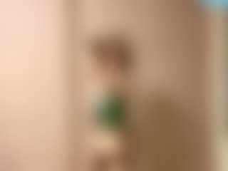 Live cam show with GiseleMemmer - College on Uber Horny