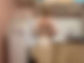 Live cam show with GiseleMemmer - College Mature on nudelive.tv