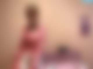 Live cam show with GiseleMemmer - Public Mature on Camsoda