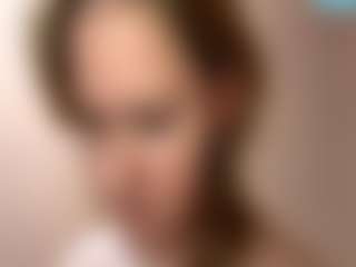 Live cam show with GiseleMemmer - Facial on Camsoda