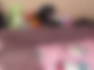 Live cam show with GiseleMemmer - Mature on Milfs Live