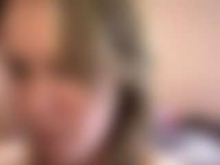 Live cam show with GiseleMemmer - Ahegao on madthumbs