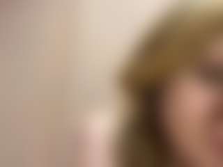 Live cam show with GiseleMemmer - Granny on Camsoda