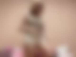 Live cam show with GiseleMemmer - Hairy Pussy on Camsoda