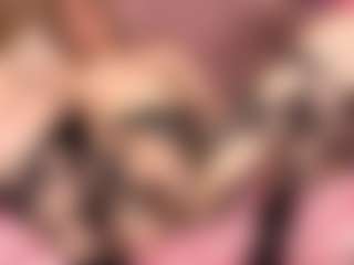 Live cam show with GiseleMemmer - Tattoos Granny on Camsoda