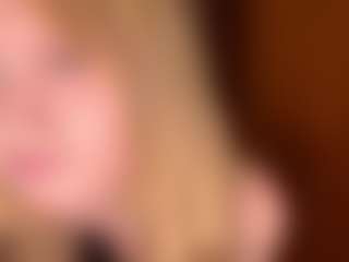 Live cam show with GiseleMemmer - Facial on Camsoda
