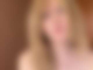 Live cam show with GiseleMemmer - Facial on Camsoda