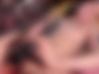 Live cam show with GiseleMemmer - Striptease Granny on LiveSexCams6