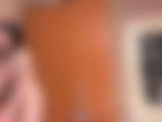 Live cam show with GiseleMemmer - Average on xDating