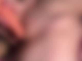 Live cam show with GiseleMemmer - Granny BBW on xDating
