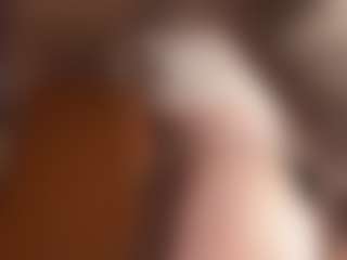 Live cam show with GiseleMemmer - Striptease Granny on Camsoda