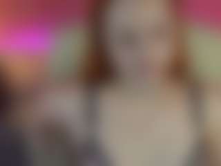 Live cam show with GloryJeel - Average on CamwithHer