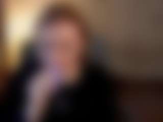 Live cam show with GlowMargo - Flex on Ass Tok