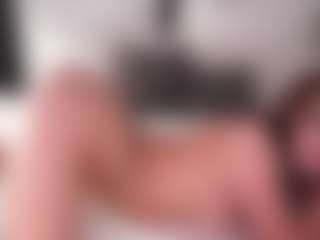 Live cam show with LaverneRm - Green Eyes on justonemore.cc