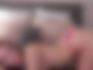 Live cam show with LaverneRm - Petite on justonemore.cc